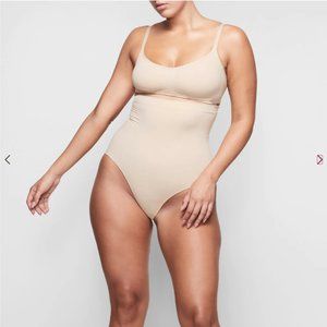 SKIMS Seamless Sculpt High Waisted Brief Clay Medium